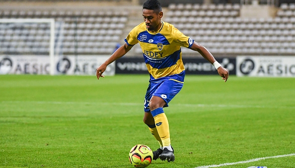 Hậu vệ Việt kiều giá triệu USD mở cánh cửa gia nhập ĐT Việt Nam?