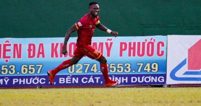 HLV Thanh Hóa không dám tin đã đánh bại được Bình Dương