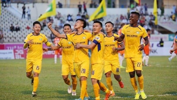 Thêm một đội bóng đề xuất VPF kết thúc V-League 2020