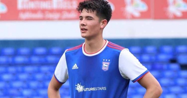 Thái Lan tiếc nuối vì mất sao trẻ thi đấu ở Anh vào tay Indonesia