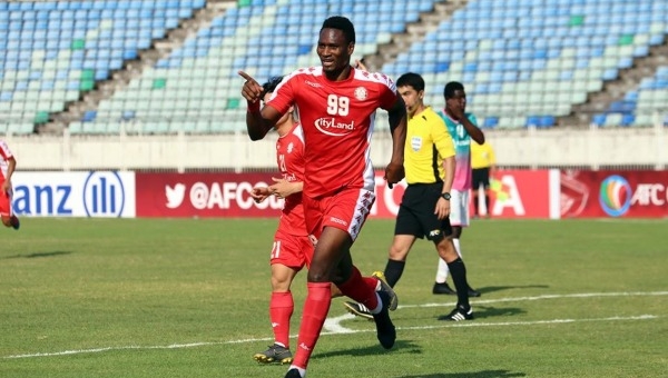 TP.HCM chia tay đối tác ăn ý trên hàng công của Công Phượng 