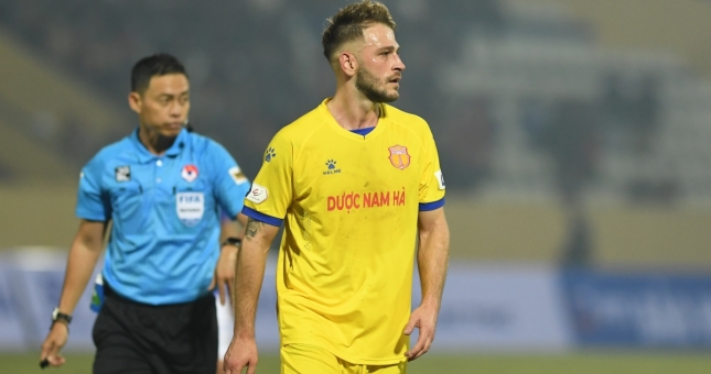 Gramoz: 'HLV Nam Định cố tìm lý do để đuổi tôi đi'