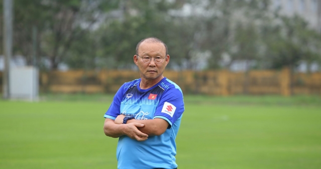 VFF nói gì về việc HLV Park muốn nhập quốc tịch Việt Nam?