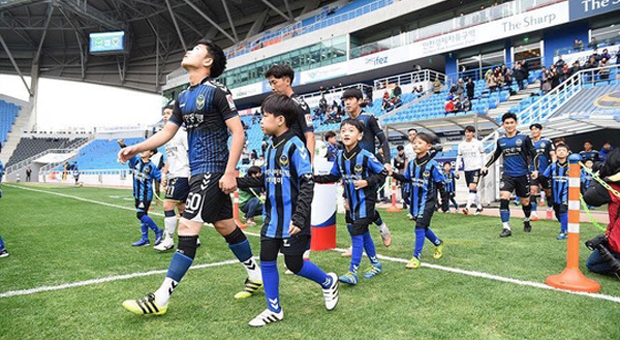 Xuân Trường, HLV Hoàng Anh Tuấn và Futsal VN tranh giải Fair Play 2016