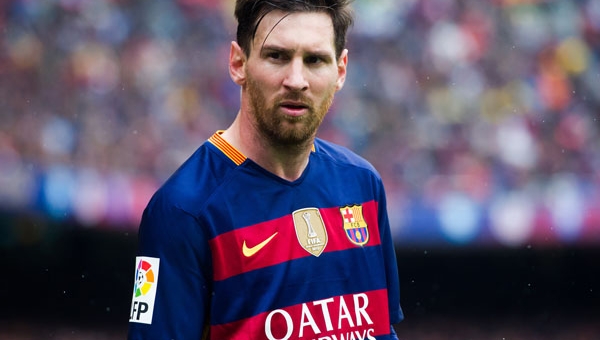 Bị hàng xóm làm phiền, Messi ‘phản ứng’ khiến tất cả tròn mắt