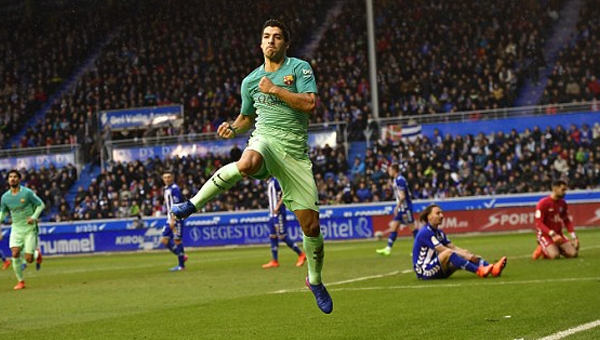 Barca thắng theo 'kiểu tennis' trên sân Alaves