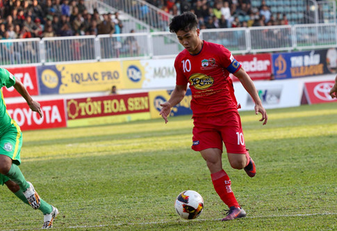 Công Phượng lập cú đúp giúp HAGL thắng đậm CLB Cần Thơ