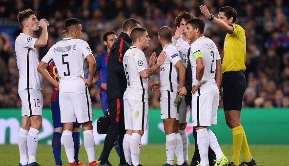 PSG viết tâm thư gửi UEFA về trọng tài trận Barca