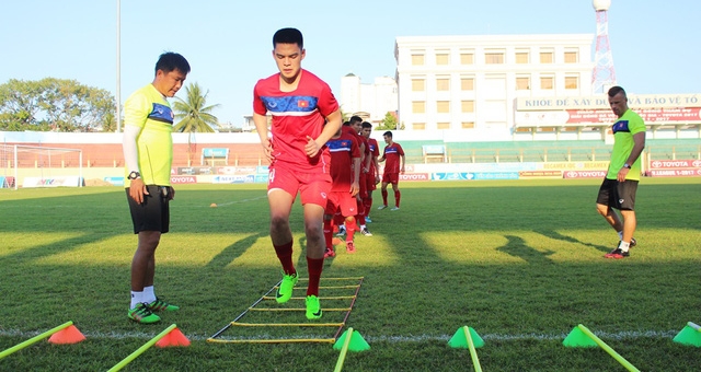 Tony Tuấn Anh, Thanh Hậu gây ấn tượng mạnh tại U20 Việt Nam