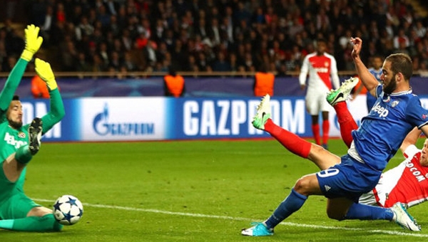 Cúp C1 châu Âu báo tin buồn cho… U20 Việt Nam?