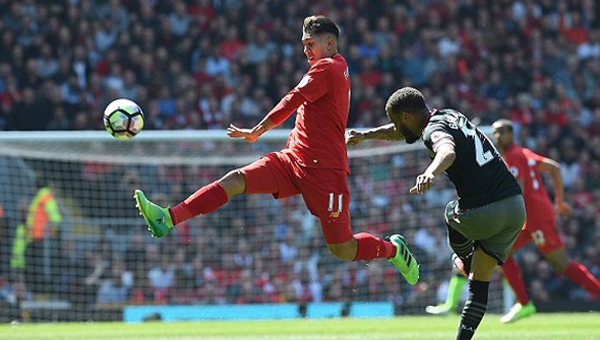 Liverpool chia điểm nhạt nhòa trên sân nhà Alfield