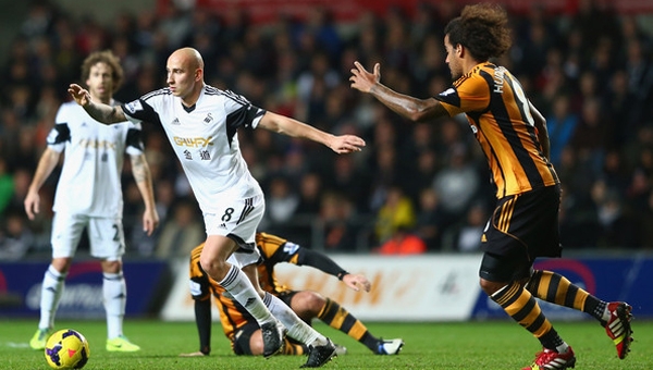 Xác định đội thứ 3 chia tay giải Ngoại hạng Anh