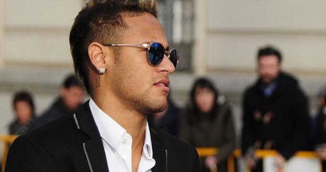 Tiết lộ 'bước ngoặt thế kỷ' trong thương vụ Neymar rời Barca