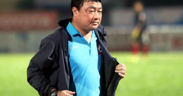 HLV Việt Hoàng tiếp tục dẫn dắt CLB Hải Phòng