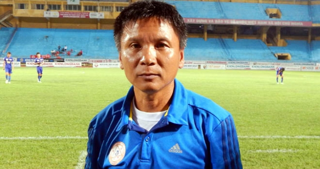 “Thuê trọng tài ngoại như này thật phí tiền”