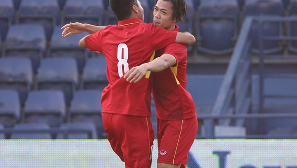 Công Phượng lập cú đúp giúp U23 Việt Nam đả bại Thái Lan