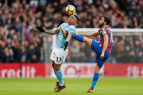 Man City mất chuỗi trận thắng liên tiếp vì Crystal Palace