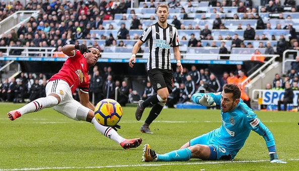 Bảng xếp hạng Ngoại hạng Anh hôm nay 12/2: Biến động top đầu