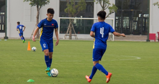 U16 Việt Nam tạm giữ ngôi đầu bảng sau trận hòa Miyazaki