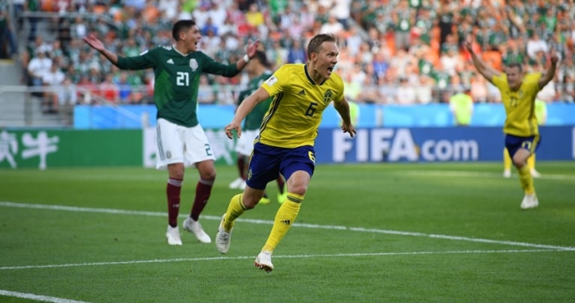 Mexico thua thảm Thụy Điển nhưng vẫn vào vòng 1/8