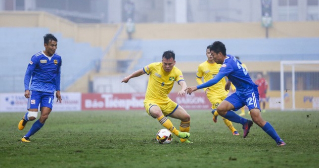 Sông Lam Nghệ An thắng kịch tính Nam Định trên sân khách