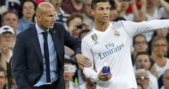 Xong: Zidane tái hợp Ronaldo tại Juventus