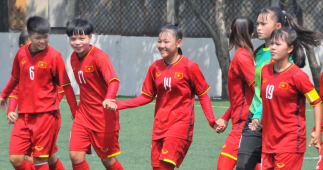 Việt Nam hủy diệt Bahrain với tỷ số 14-0