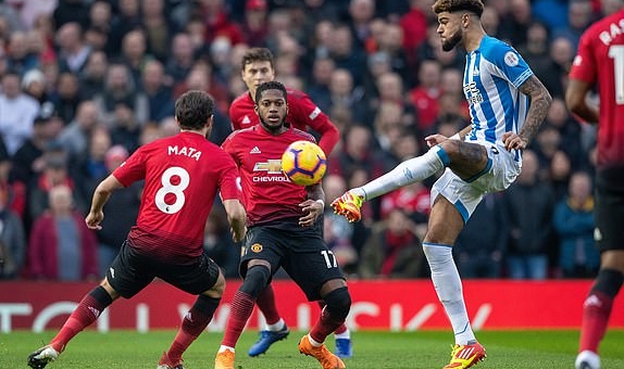 Pogba tỏa sáng, MU giành chiến thắng thứ 2 liên tiếp