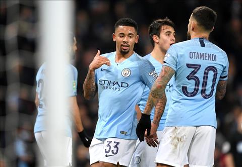 Hủy diệt đối thủ với tỷ số 9-0, Man City 99% vào chung kết League Cup