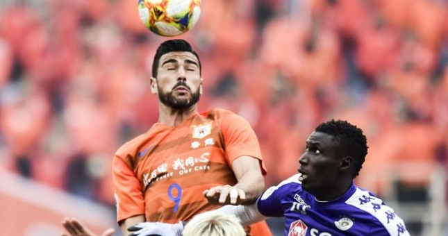 Chuyên gia Trung Quốc: 'Nếu cầu thủ Việt Nam cao thêm 3cm nữa thì sẽ khác'