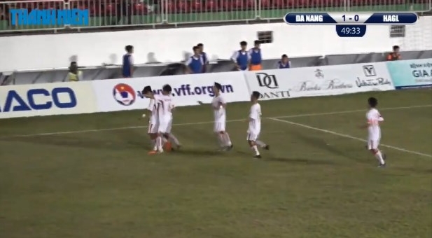 VIDEO: U19 HAGL đập nhả nhuần nhuyễn để ghi bàn thắng vào lưới SHB Đà Nẵng