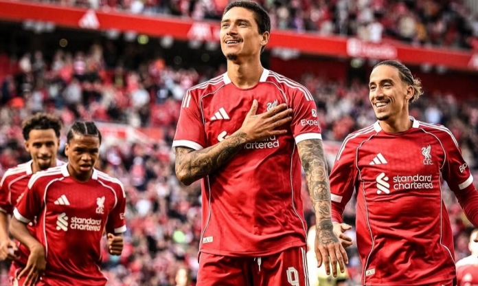 Darwin Nunez bất ngờ trở thành 'vua phá lưới' Liverpool