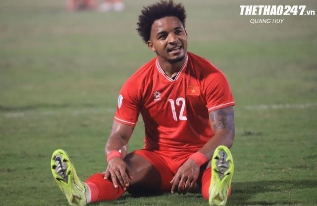 Nhìn Malaysia bị FIFA phạt mới thấy Việt Nam đã đúng!