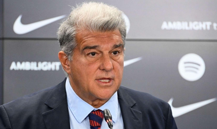 Barca và Joan Laporta đang bị chỉ trích dữ dội