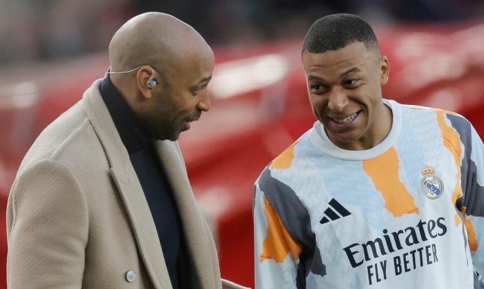 Mbappe chính thức vượt mặt huyền thoại Thierry Henry