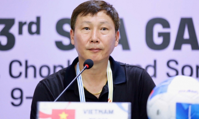 Truyền thông Đông Nam Á kinh ngạc trước thành tích của HLV Kim Sang Sik