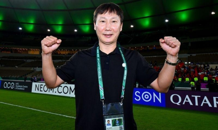 FIFA nói điều bất ngờ về HLV Kim Sang Sik sau khi U23 Việt Nam vào bán kết