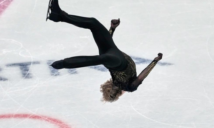 Cú nhảy lộn ngược bị cấm 50 năm xuất hiện tại Olympic mùa Đông khiến Djokovic sững sờ