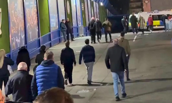 Thảm bại trước PSG, CĐV quay lưng với Chelsea chỉ sau 14 phút