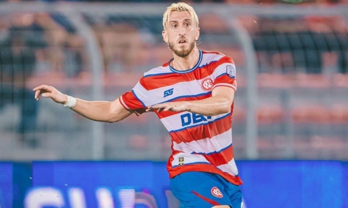 Cựu sao Tottenham nóng lòng chờ ngày khoác áo tuyển Malaysia