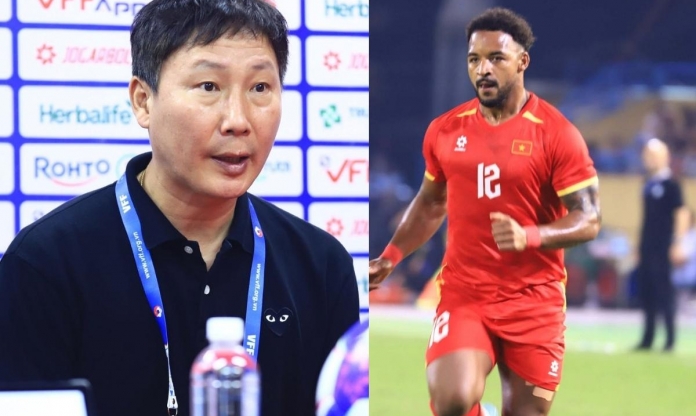 HLV Kim Sang-sik chỉ thẳng lý do Xuân Son chưa ghi bàn