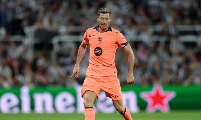 Barca chốt người thay thế Lewandowski
