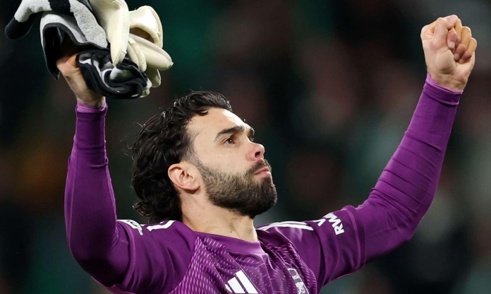 Thắng tứ kết, sao Arsenal được khen hay nhất thế giới