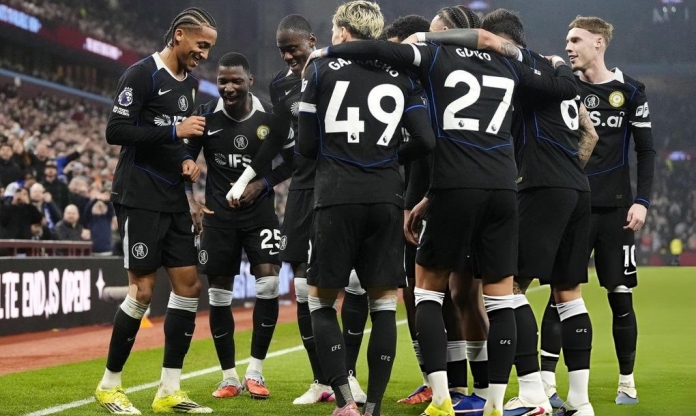 Cách để Chelsea thoát khỏi mùa giải thảm họa