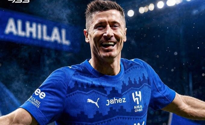 Rời Barca, đại gia Ả Rập chi tiền tấn để rước Lewandowski