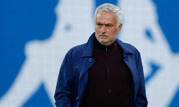 Bất bại cả mùa đội của Mourinho mất vé dự Champions League