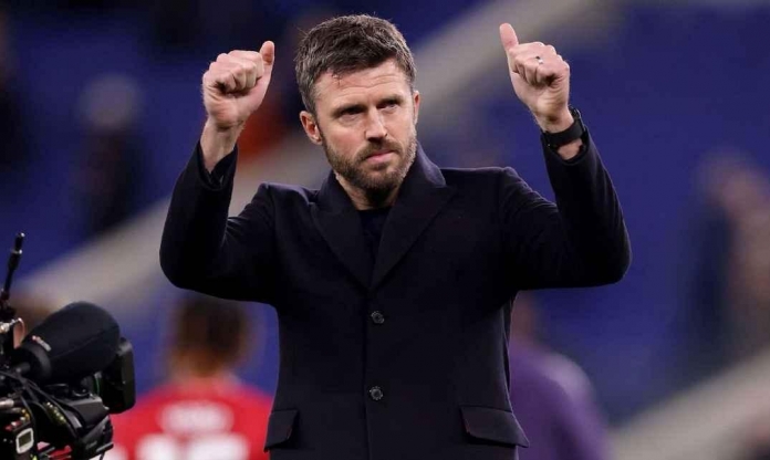 HLV Michael Carrick gửi thông điệp đặc biệt tới fan MU