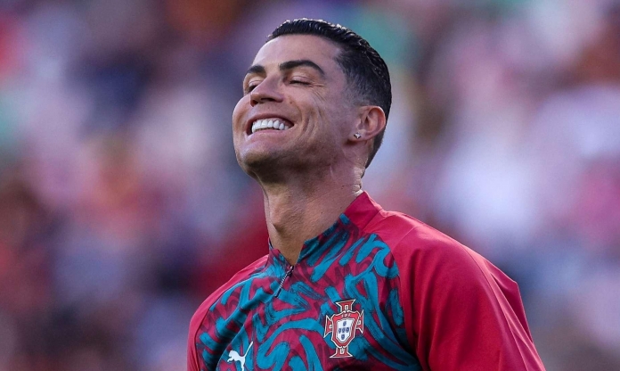 Ronaldo: 'Tôi vẫn khỏe, mọi người không xem tôi đá sao?'