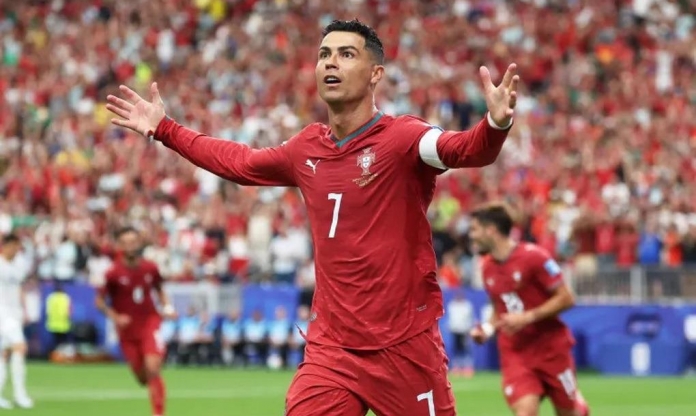 CHÍNH THỨC: Ronaldo phá dớp World Cup theo cách không ai ngờ nhất