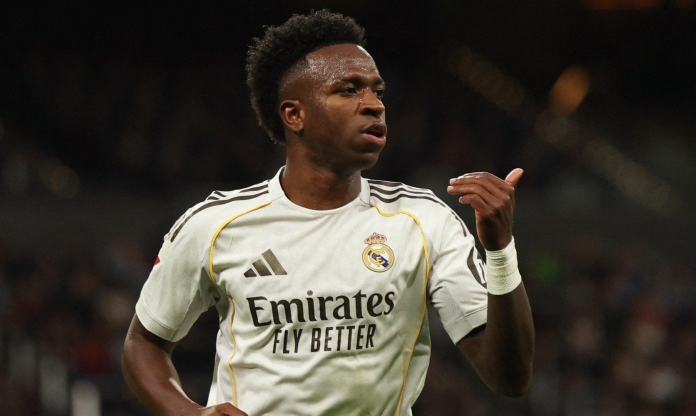 Vinicius từ chối gia hạn, Real Madrid ra giá khủng để bán